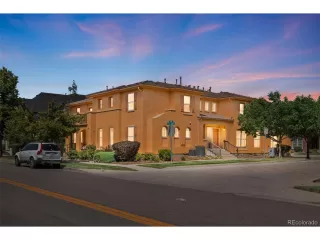 Browse active condo listings in MANSION PARK AT STAPLETON