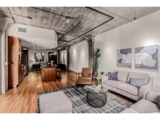 Photo #4: 2129719 Listing 