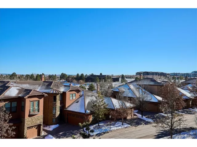 MLS: 2131597 Condo For Sale