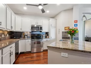 Photo #5: 2131597 Listing 