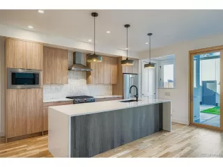 Photo #5: 2131893 Listing