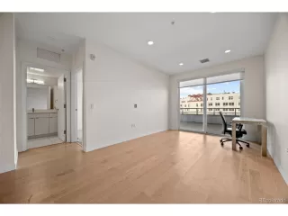 Photo #3: 2134239 Listing