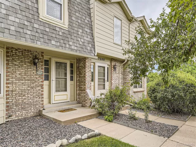 MLS: 2134851 Condo For Sale