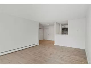 Photo #4: 2135084 Listing 