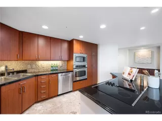 Photo #4: 2135844 Listing 