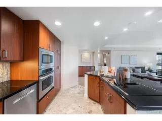 Photo #6: 2135844 Listing 