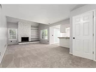 Photo #3: 2135848 Listing