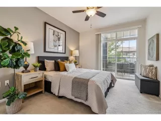 Photo #3: 2137078 Listing