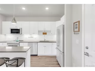 Photo #4: 2138719 Listing