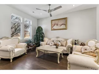 Photo #4: 2139751 Listing 