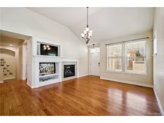 Photo #3: 2143995 Listing