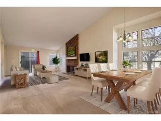 Photo #4: 2144210 Listing