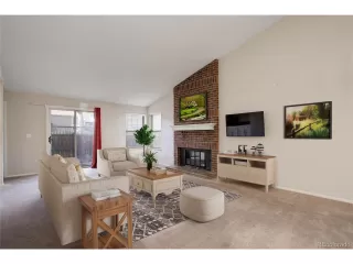 Photo #5: 2144210 Listing