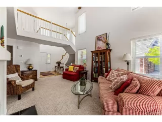 Photo #6: 2144586 Listing