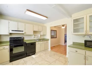 Photo #2: 2145336 Listing 