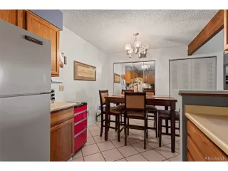 Photo #6: 2145462 Listing