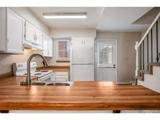 Photo #2: 2148491 Listing 