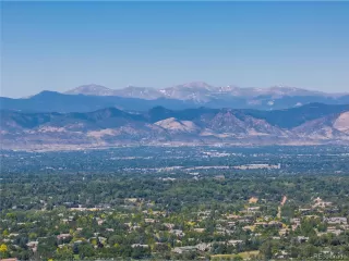 Photo #2: 2149215 Listing 