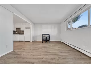 Photo #3: 2150281 Listing 