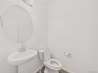 Photo #6: 2152842 Listing