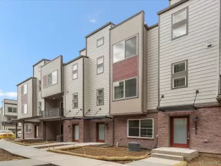 Photo #3: 2154932 Listing