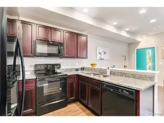 Photo #5: 2156562 Listing