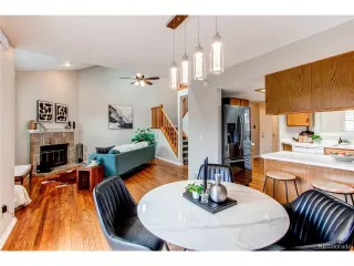 Photo #2: 2158202 Listing