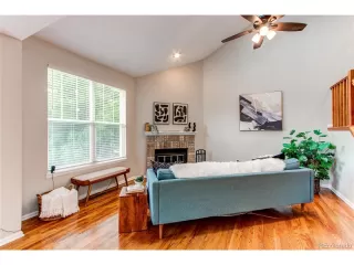 Photo #3: 2158202 Listing