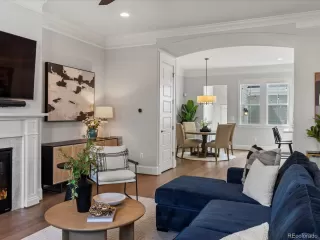 Photo #5: 2160900 Listing 
