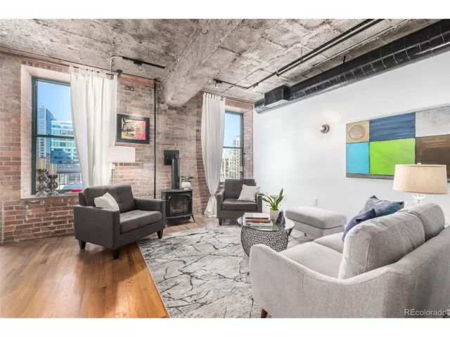 MLS: 2161494 Condo For Sale