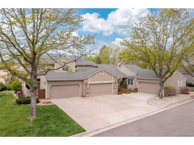 MLS: 2161946 Condo For Sale