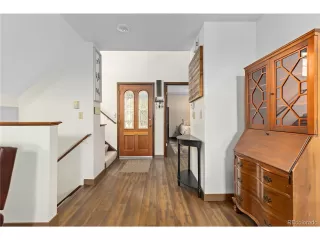 Photo #3: 2161946 Listing