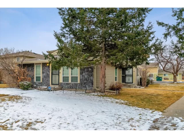 MLS: 2162090 Condo For Sale