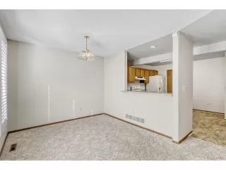 Photo #6: 2165244 Listing 