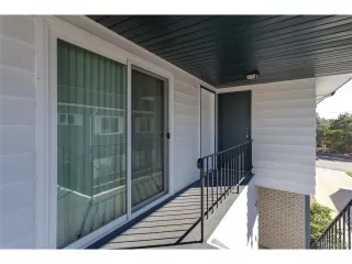 Photo #2: 2166031 Listing