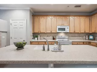 Photo #4: 2166441 Listing