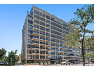 More Details about MLS # 2167731 : 888 N LOGAN ST 4F DENVER CO 80203