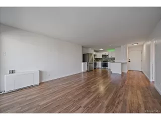 Photo #5: 2167731 Listing 