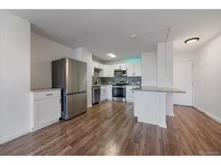 Photo #6: 2167731 Listing 