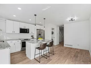 Photo #5: 2170015 Listing 