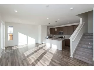 Photo #5: 2171838 Listing 