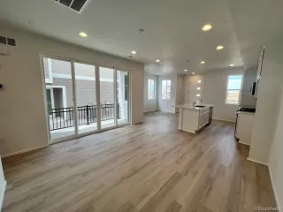 Photo #3: 2172079 Listing