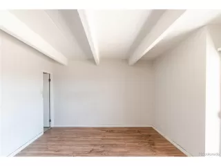 Photo #6: 2172941 Listing 