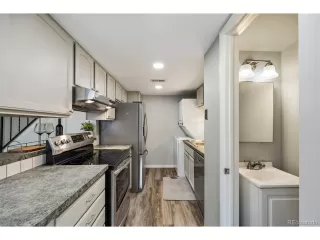 Photo #5: 2176091 Listing