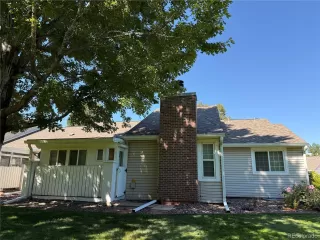 Photo #3: 2177244 Listing