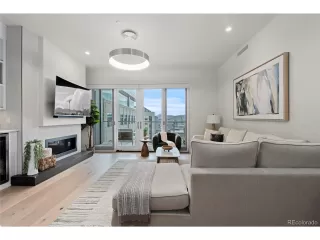 Photo #5: 2179543 Listing