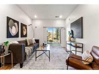 Photo #3: 2179973 Listing