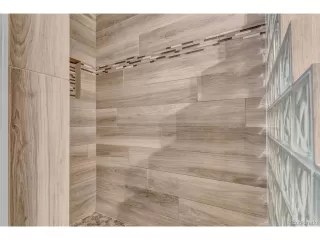 Photo #5: 2182008 Listing