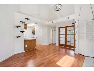 Photo #3: 2182842 Listing 