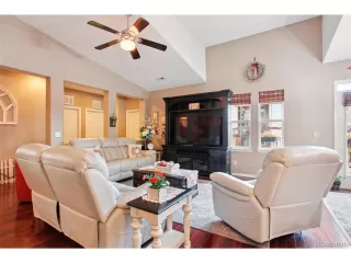 More Details about MLS # 2183935 : 6744 S WINNIPEG CIR 105 AURORA CO 80016